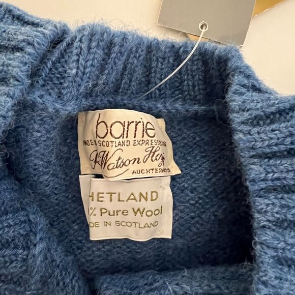 Barrie Knitwear Sweater Size 42 Cardigan Shetland 100% Pure Wool Gold Buttons - Picture 9 of 15